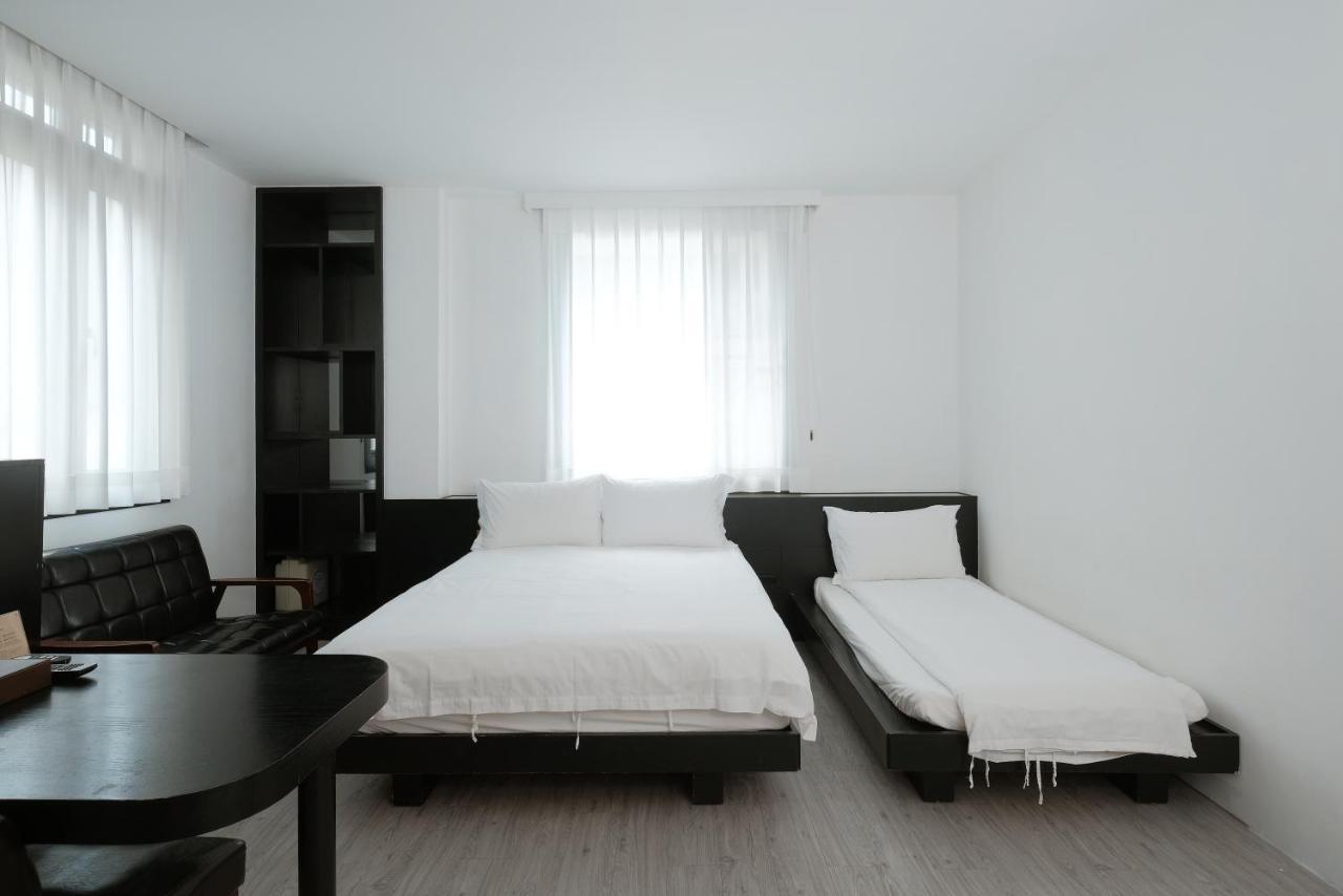 Journey Hostel Tainan Eksteriør bilde
