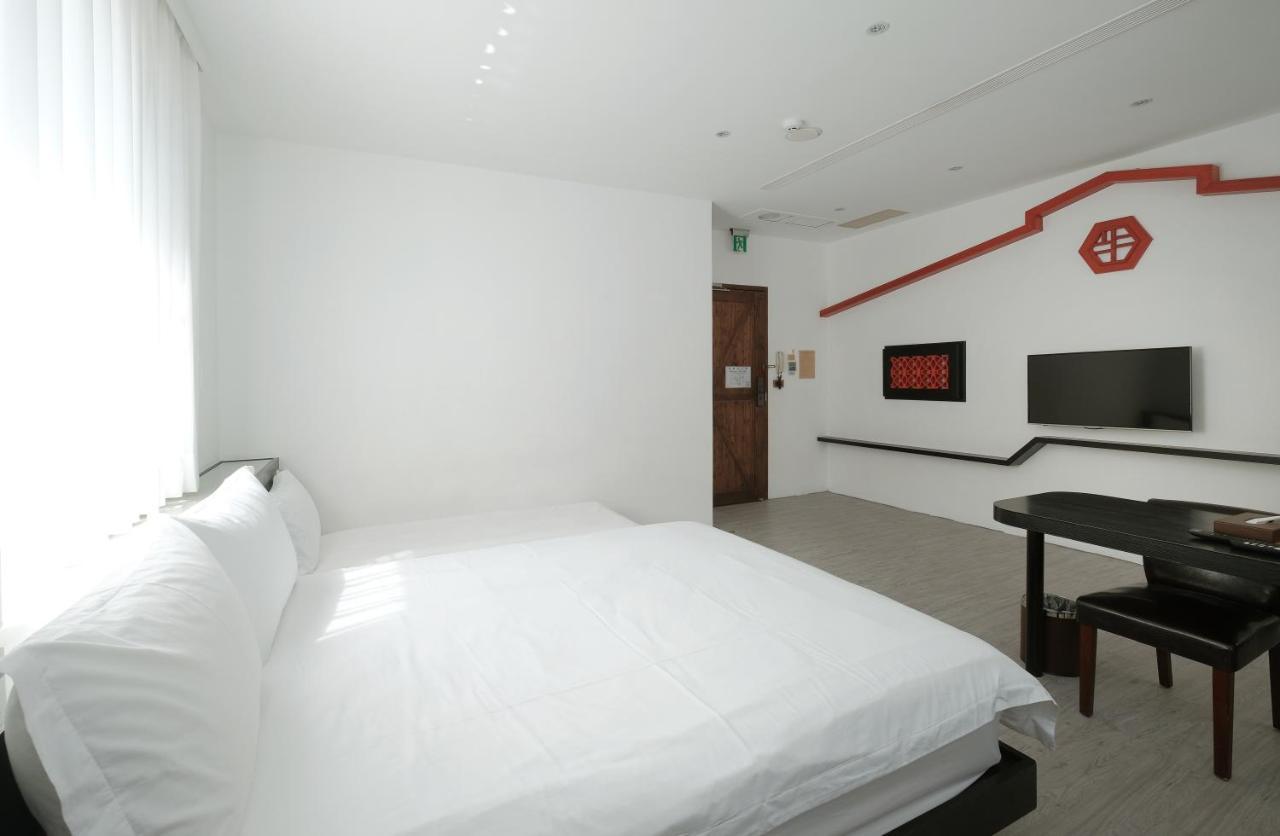 Journey Hostel Tainan Eksteriør bilde